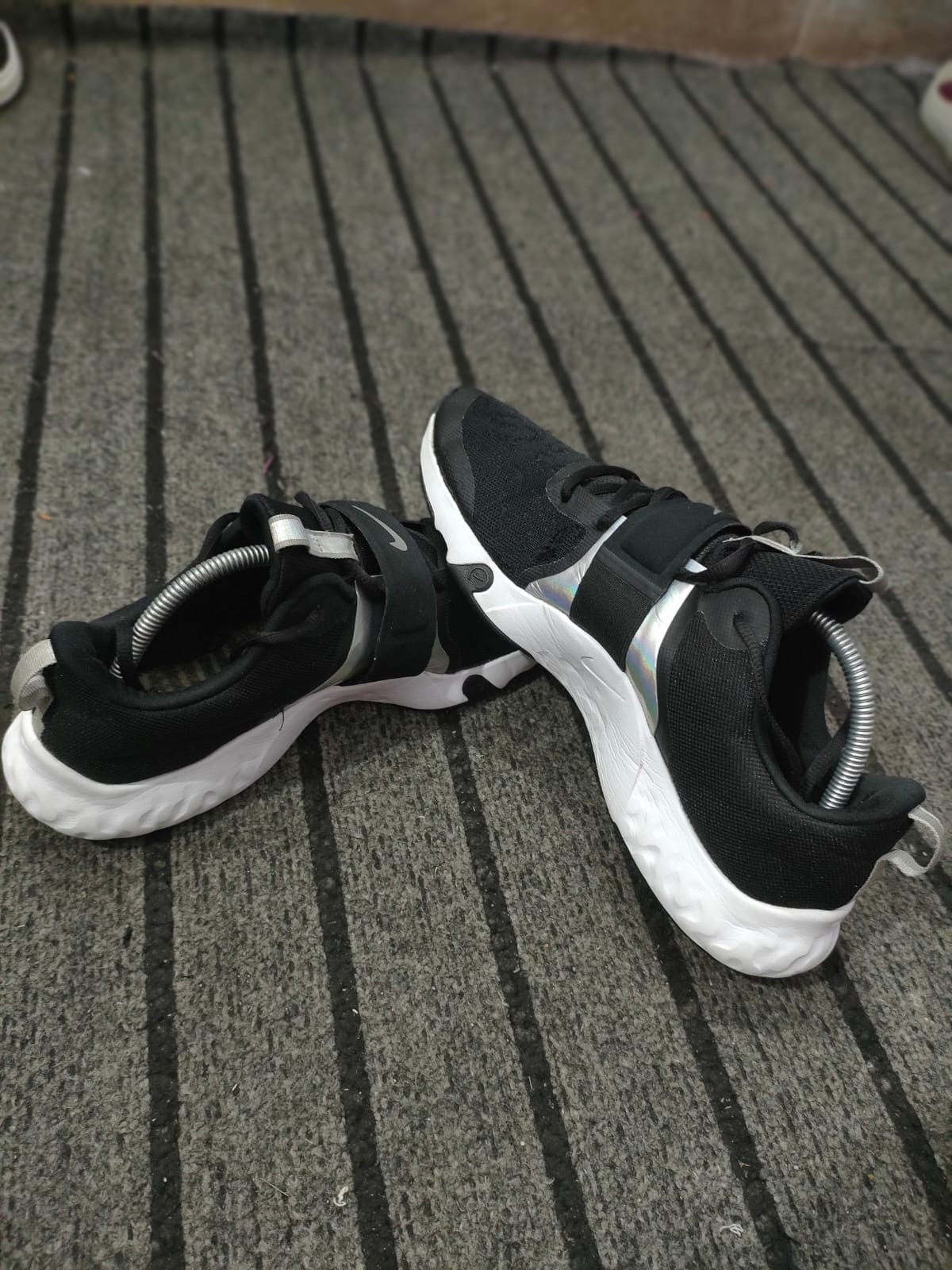 Nike Black Athletic Sneakers footwear