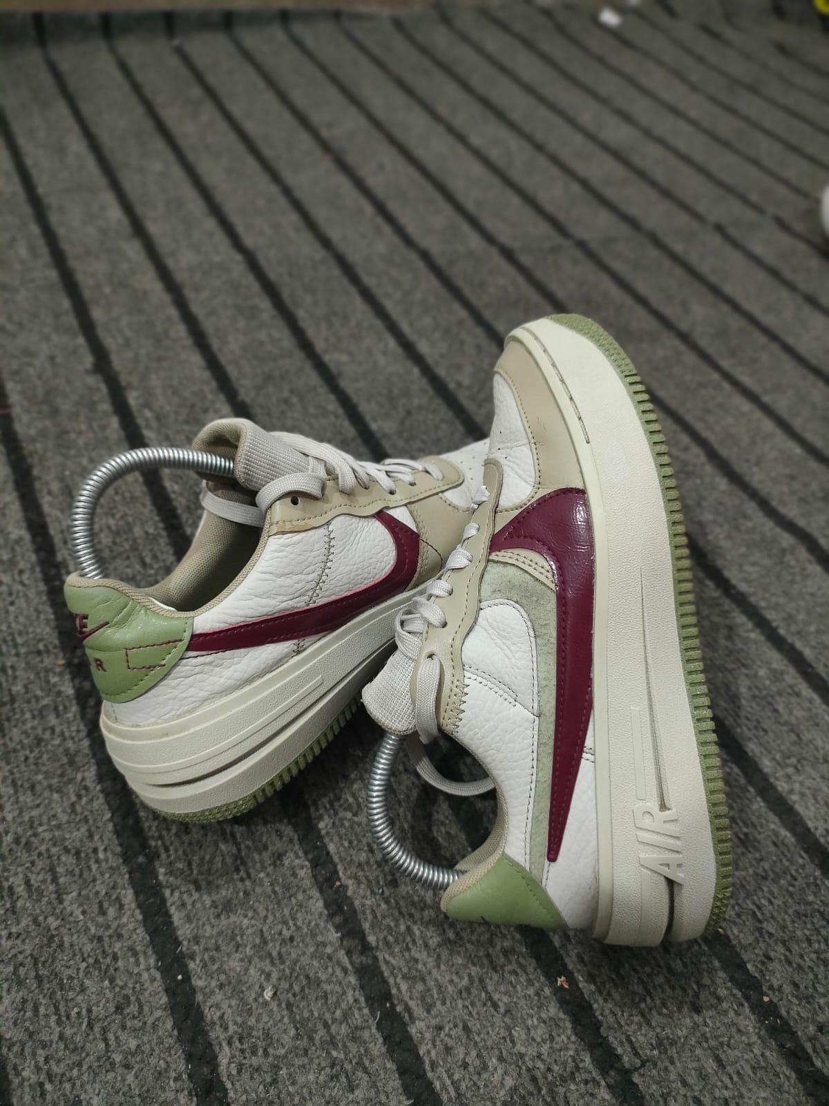 White and Maroon Nike Sneakers footwear