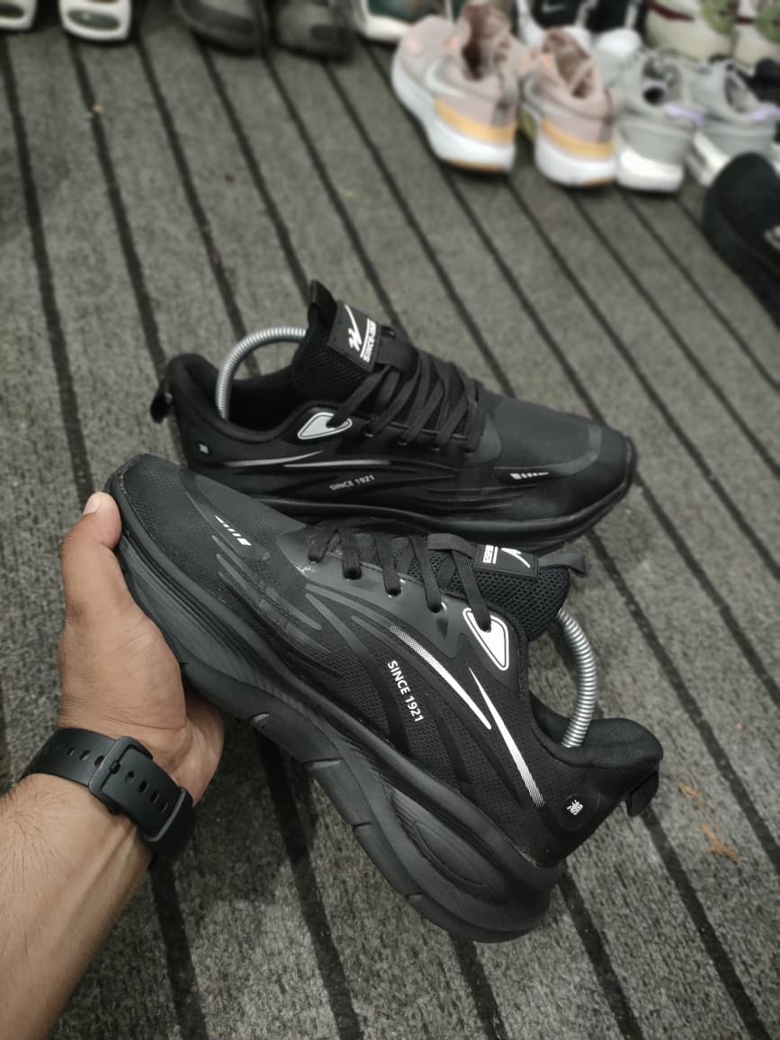 Black Chunky Casual Sneakers image 1