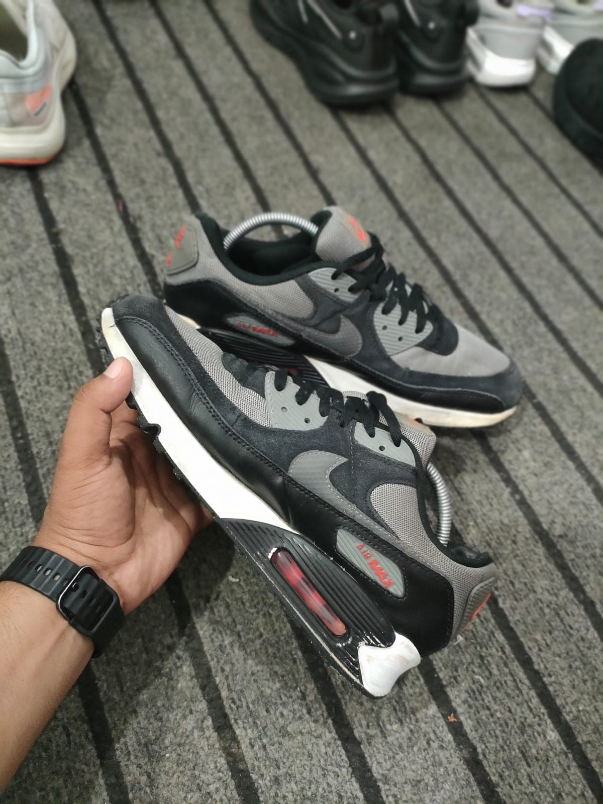 Nike Air Max Sneakers image 1